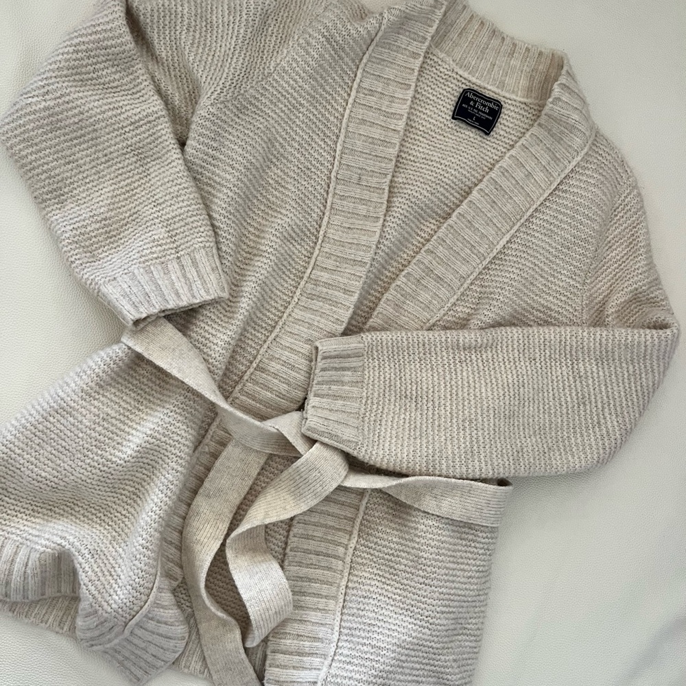 Women's Cream Sweater Cardigan